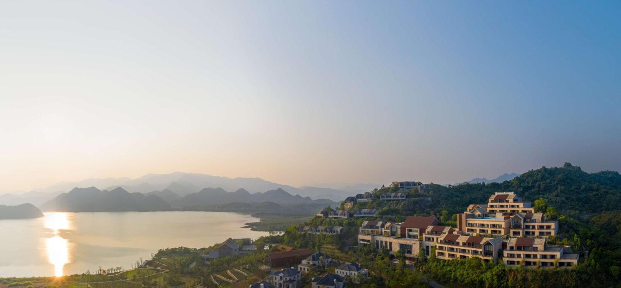 Conrad Hangzhou Tonglu Hotel Exterior photo