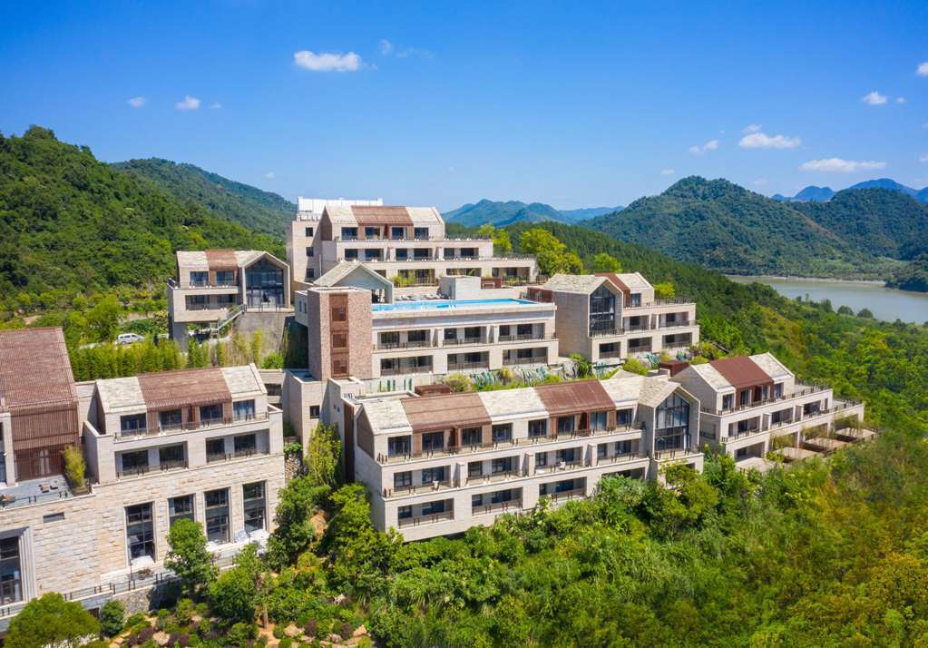 Conrad Hangzhou Tonglu Hotel Exterior photo